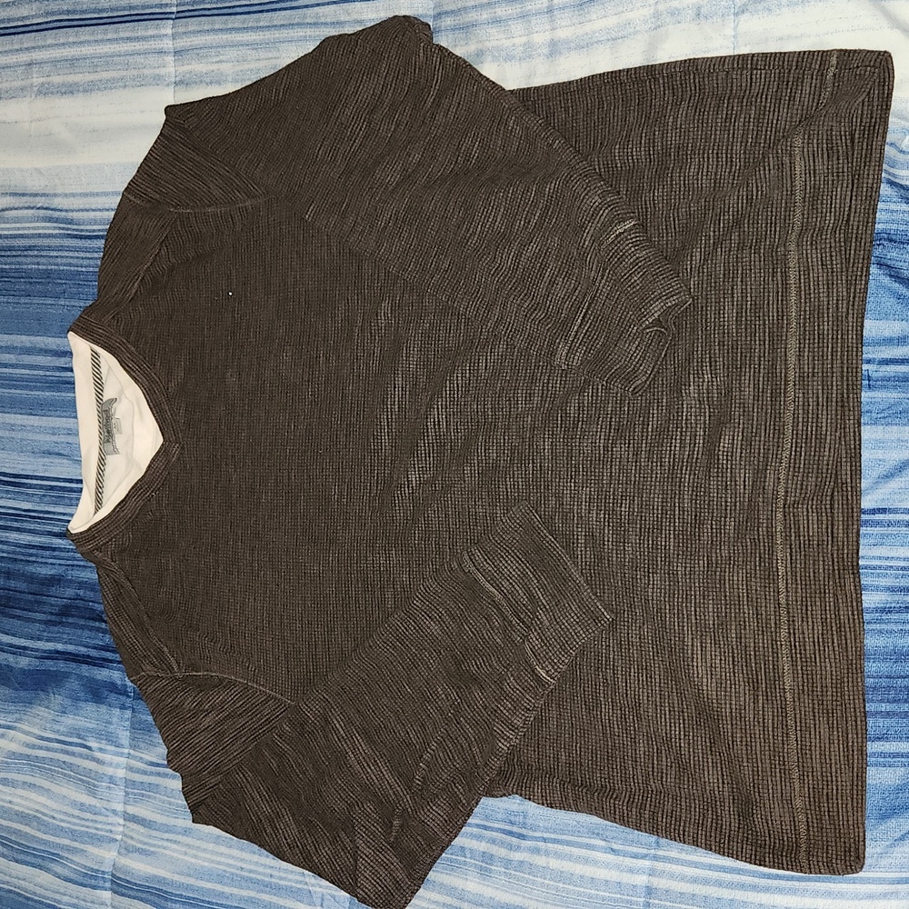 Men's Top size M